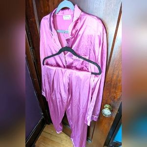 Beautiful silky SWMOG pink pajamas set 2xl